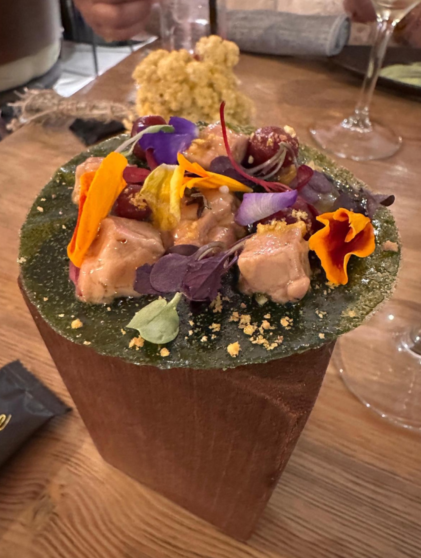 Ostra con flor comestible de Ibiza Púnica